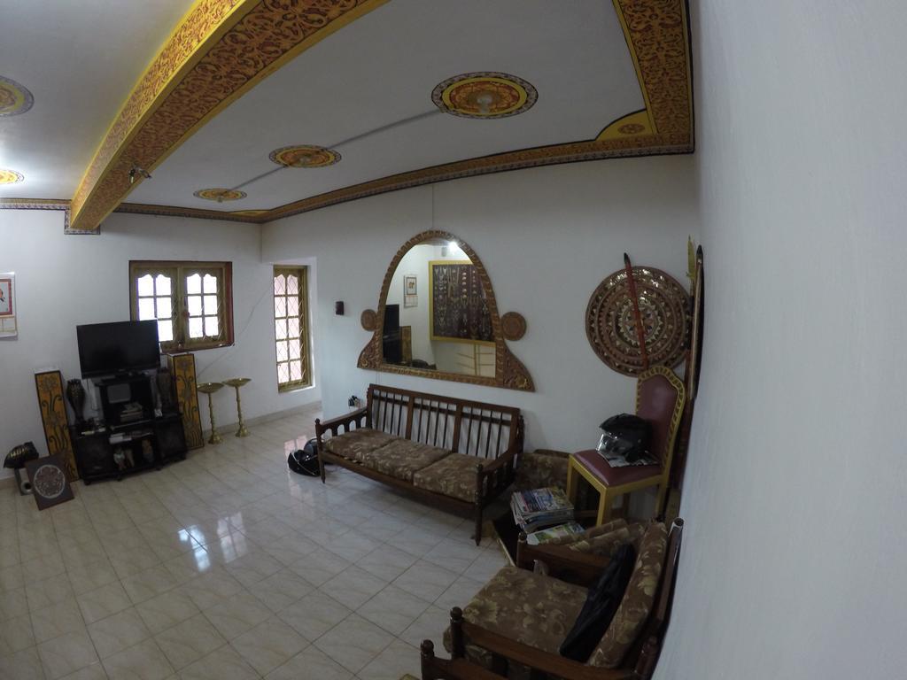 קנדי Hostel 107 מראה חיצוני תמונה