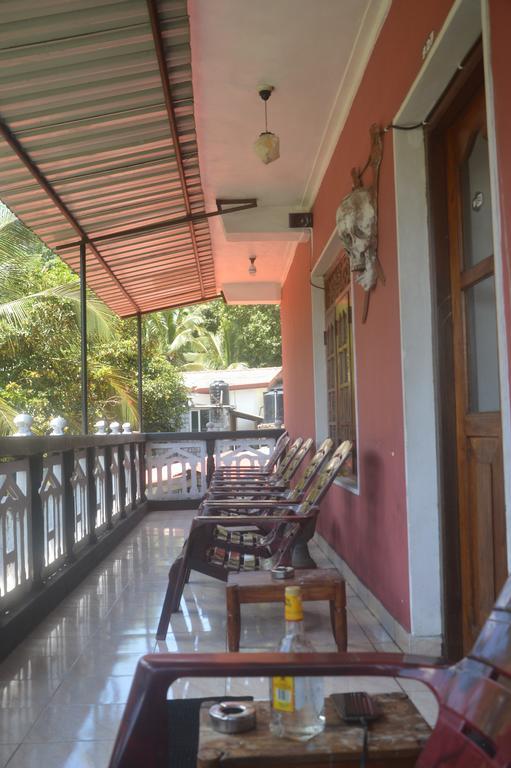 קנדי Hostel 107 מראה חיצוני תמונה