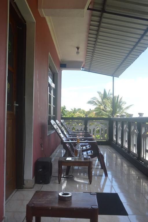 קנדי Hostel 107 מראה חיצוני תמונה