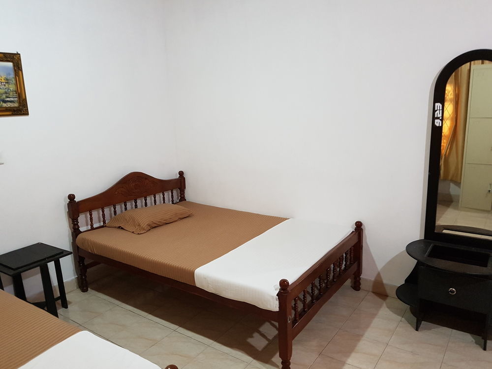 קנדי Hostel 107 מראה חיצוני תמונה