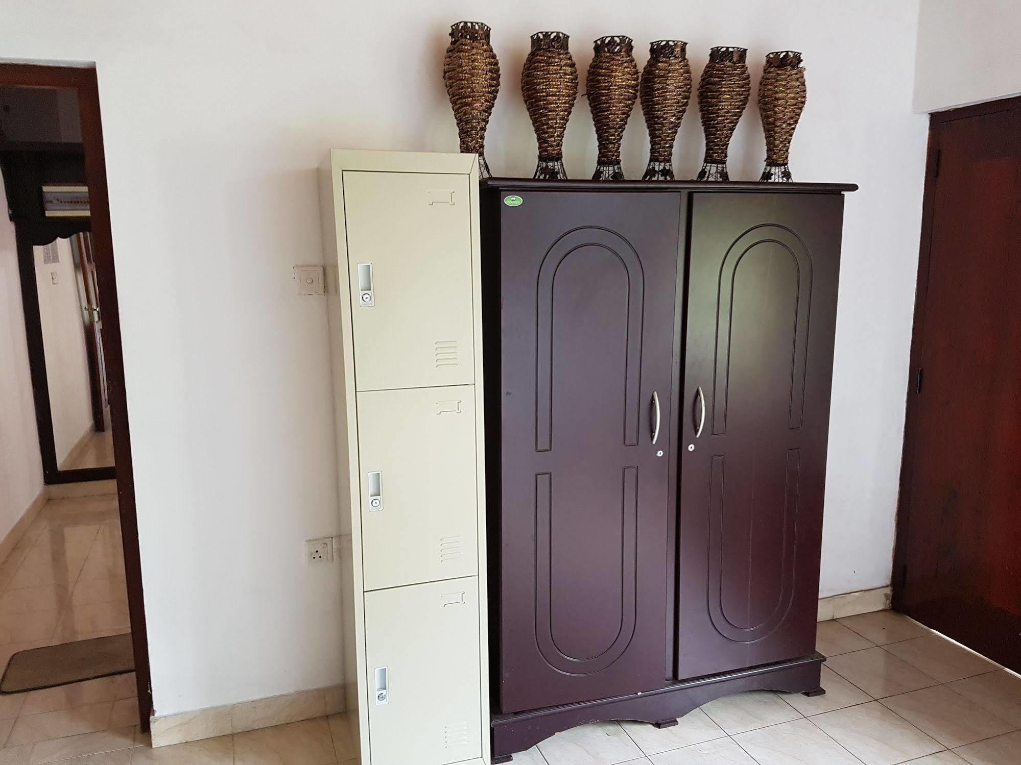 קנדי Hostel 107 מראה חיצוני תמונה