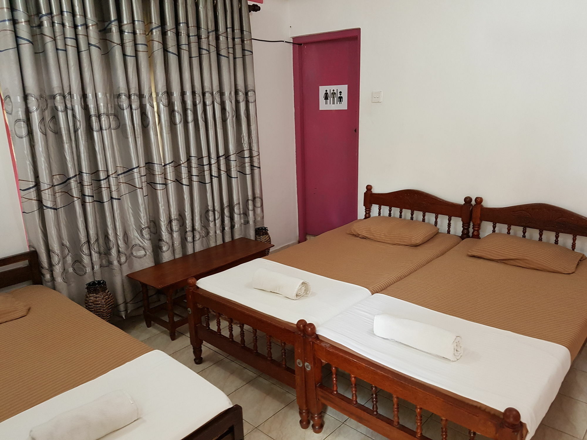 קנדי Hostel 107 מראה חיצוני תמונה